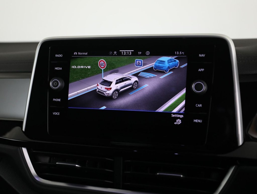 Used Volkswagen T-Roc 2023 for sale - 77809953: Photo 41