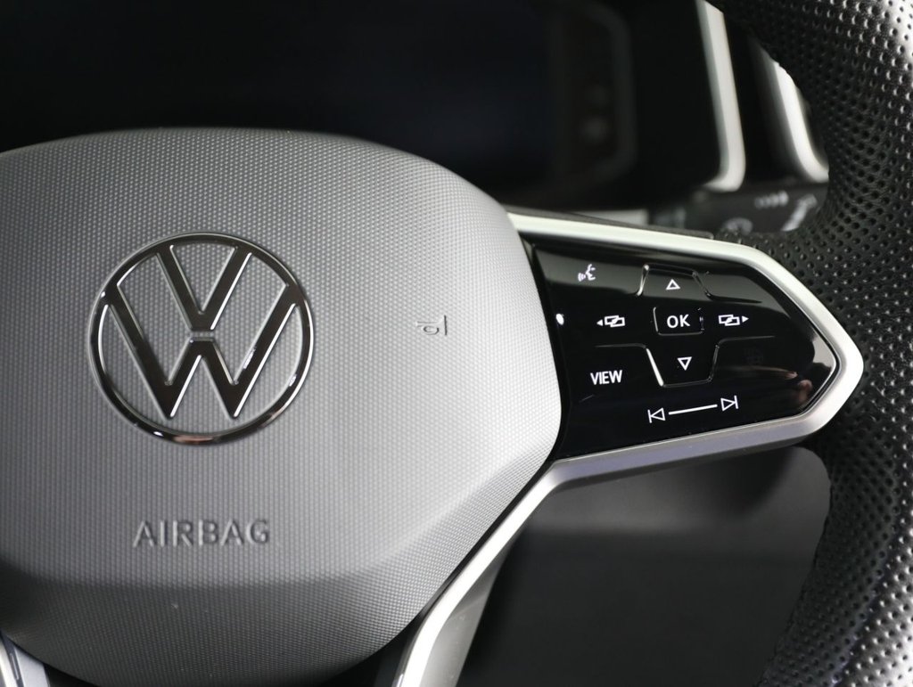 Used Volkswagen T-Roc 2023 for sale - 77809953: Photo 49