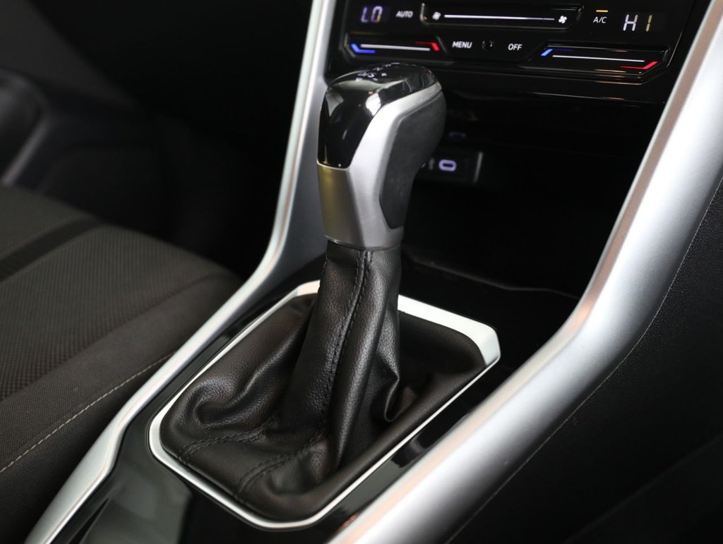 Used Volkswagen T-Roc 2023 for sale - 78186699: Photo 23