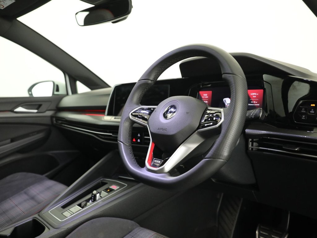 Used Volkswagen Golf 2021 for sale - 76574801: Photo 30