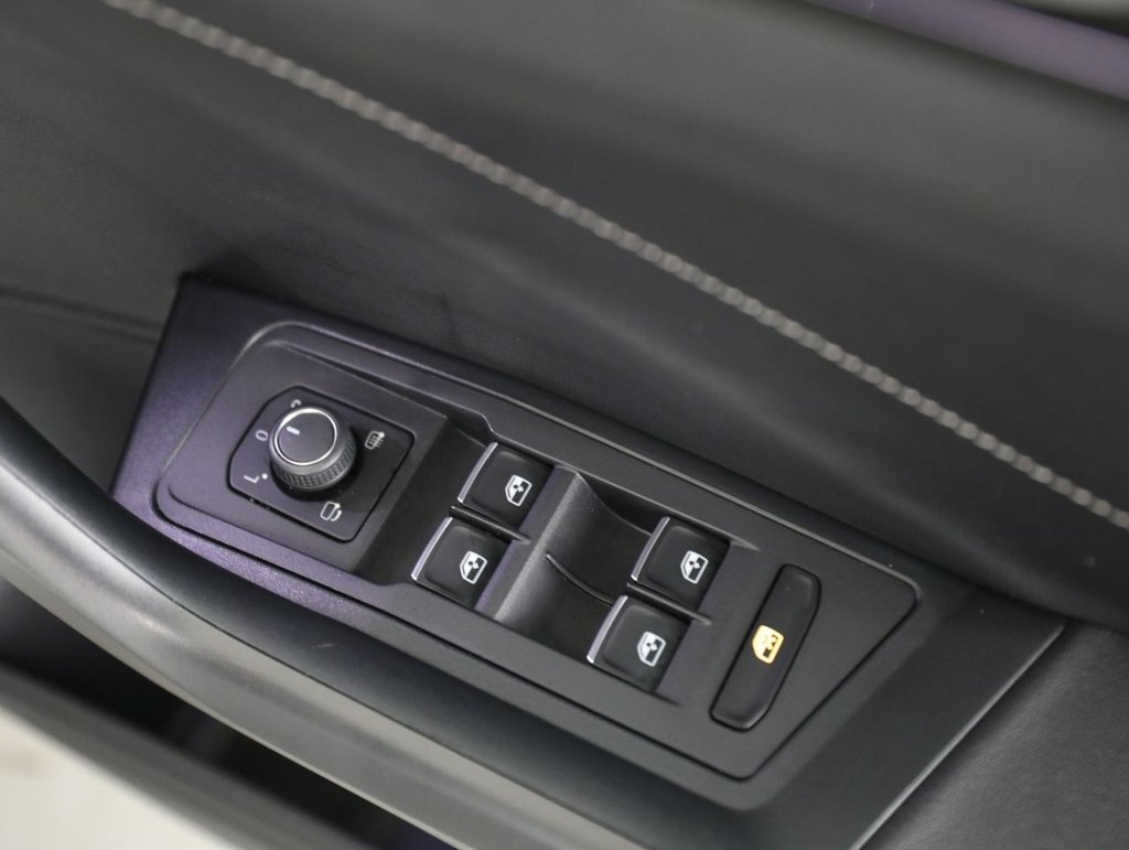 Used Volkswagen T-Roc 2022 for sale - 77178034: Photo 30