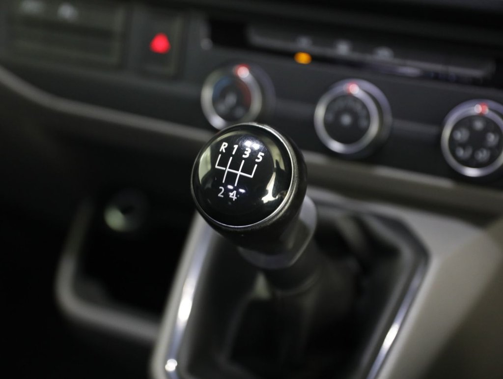 Used Volkswagen Transporter Shuttle 2020 for sale - 76539683: Photo 23