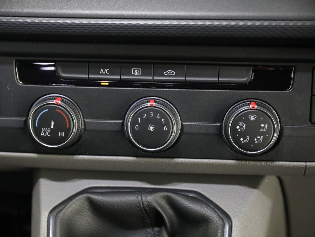 Used Volkswagen Transporter Shuttle 2020 for sale - 76539683: Photo 37