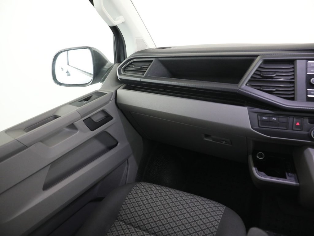 Used Volkswagen Transporter Shuttle 2020 for sale - 76539683: Photo 40