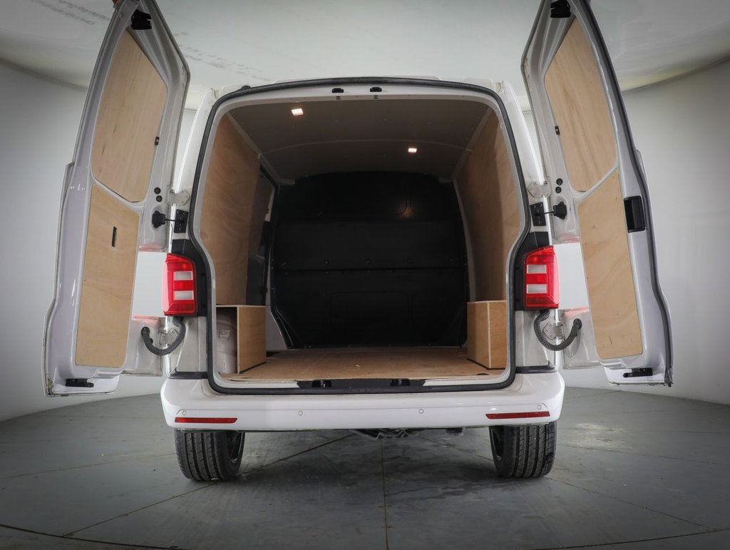 Used Volkswagen Transporter 2019 for sale - 77733943: Photo 14