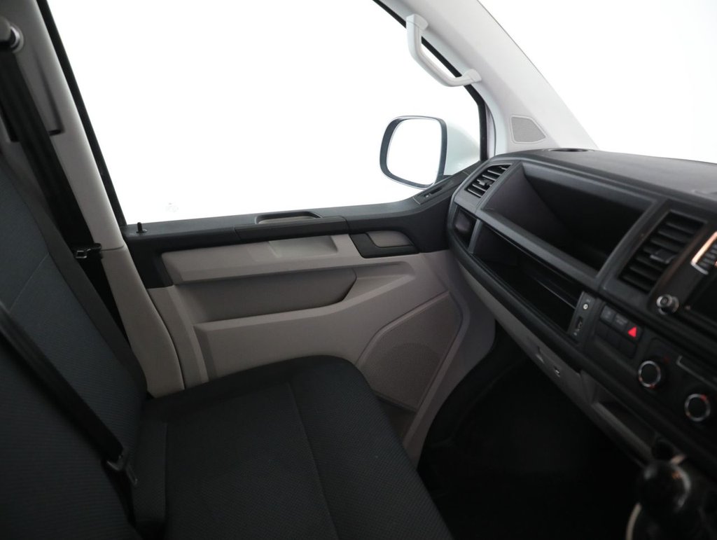 Used Volkswagen Transporter 2019 for sale - 77733943: Photo 27