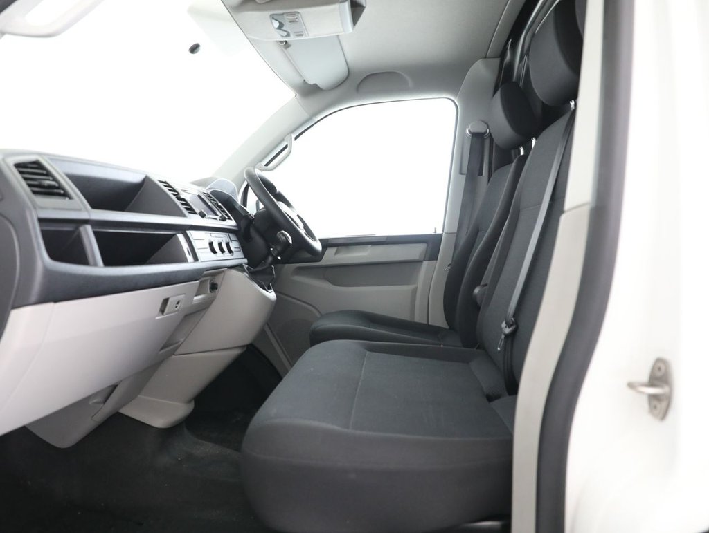 Used Volkswagen Transporter 2019 for sale - 77733943: Photo 33