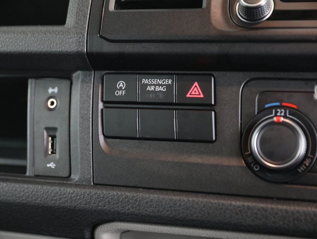 Used Volkswagen Transporter 2019 for sale - 77733943: Photo 35