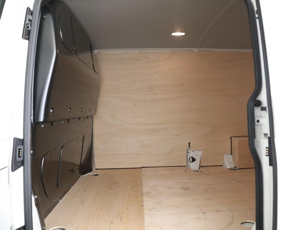 Used Volkswagen Transporter 2019 for sale - 77733943: Photo 37