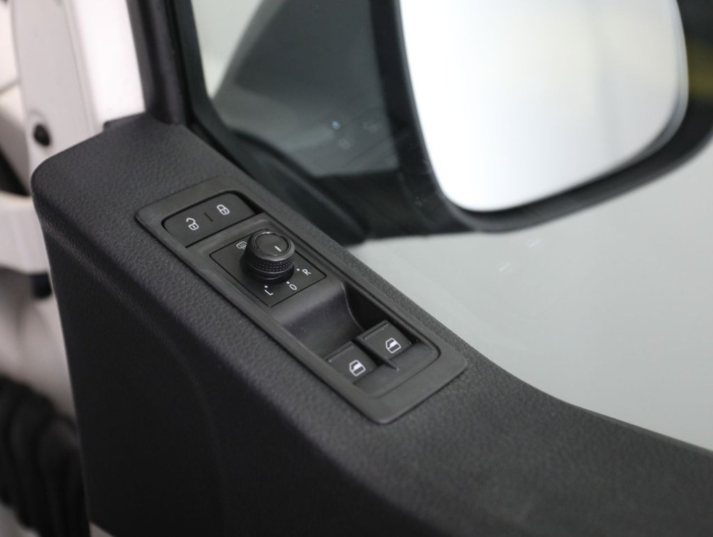 Used Volkswagen Transporter 2019 for sale - 77436697: Photo 34