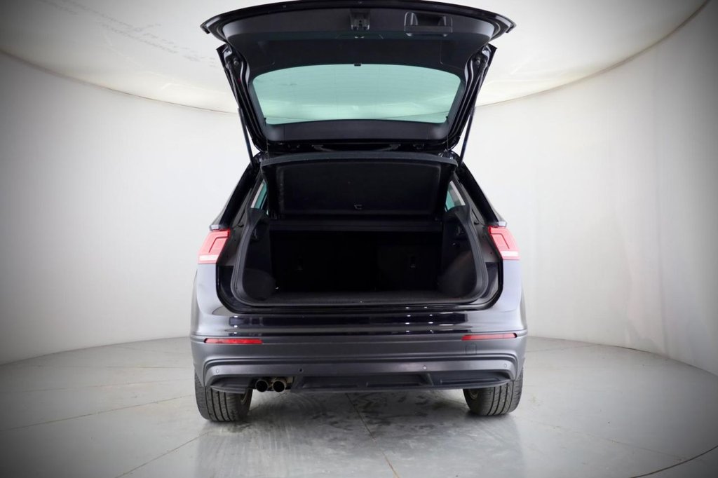 Used Volkswagen Tiguan 2020 for sale - 76381520: Photo 32