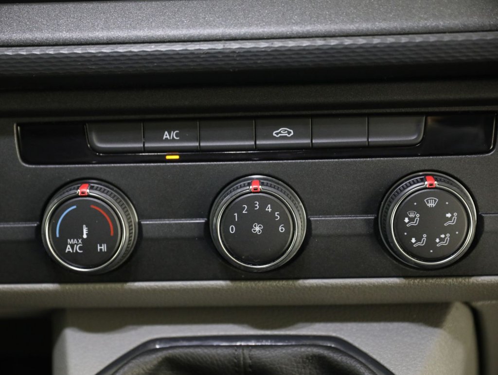 Used Volkswagen Transporter 2021 for sale - 77673562: Photo 24