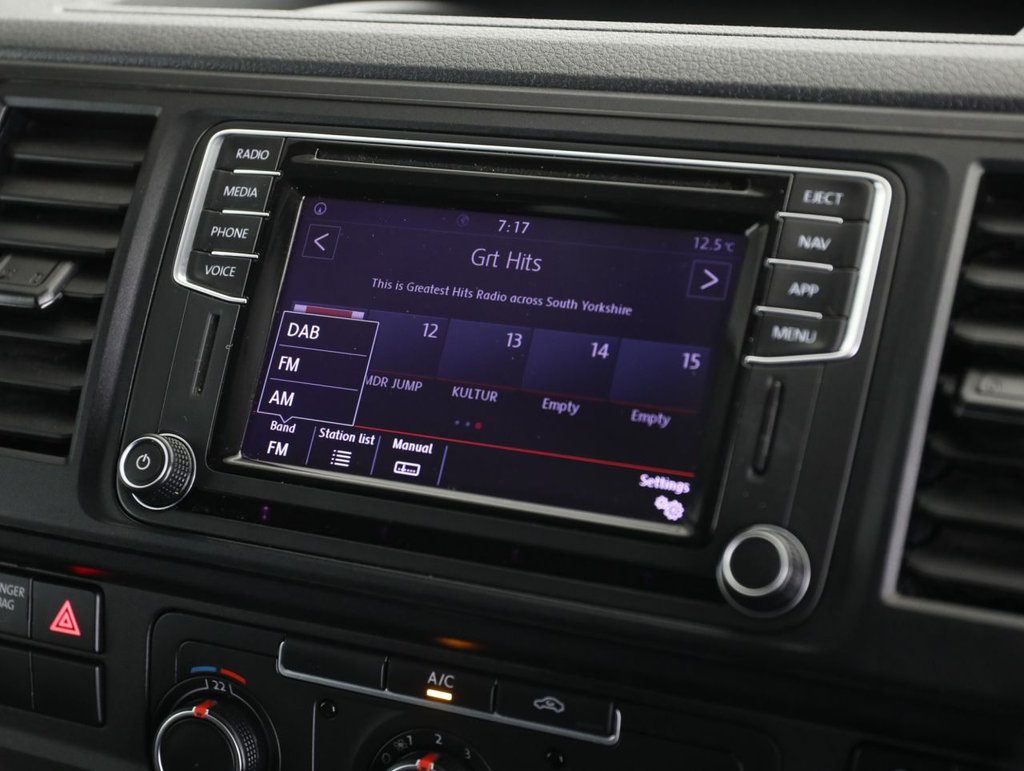 Used Volkswagen Transporter 2019 for sale - 77673711: Photo 27