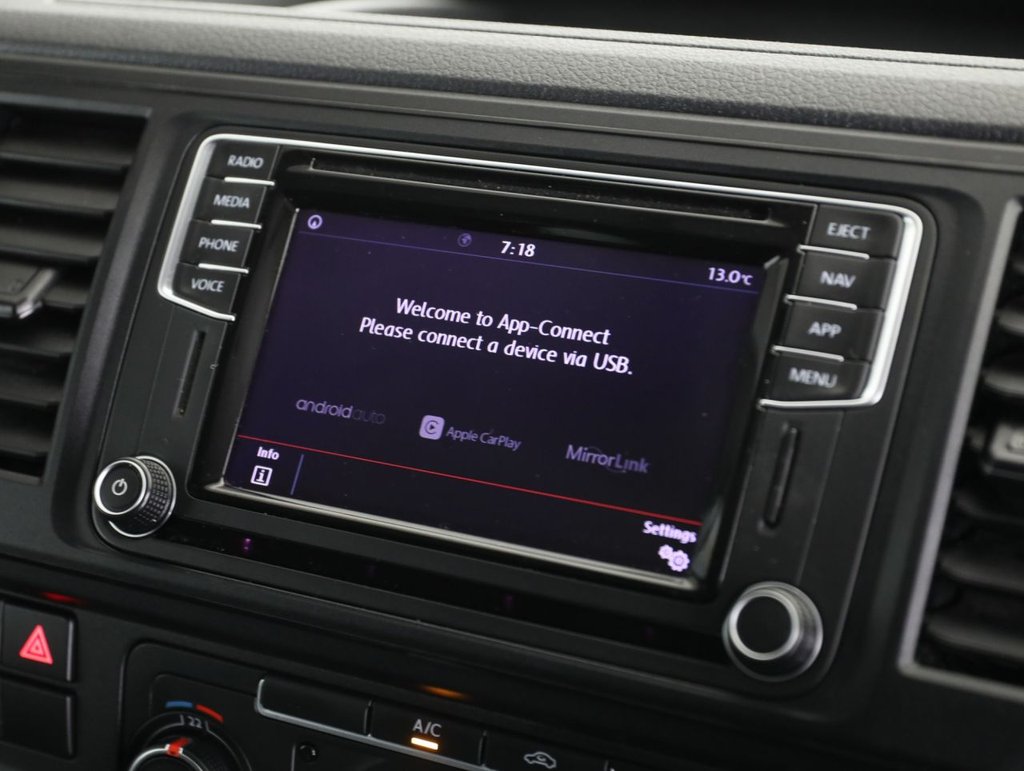 Used Volkswagen Transporter 2019 for sale - 77673711: Photo 32