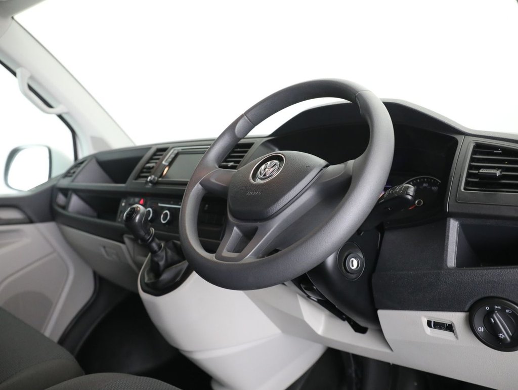 Used Volkswagen Transporter 2019 for sale - 77673711: Photo 33