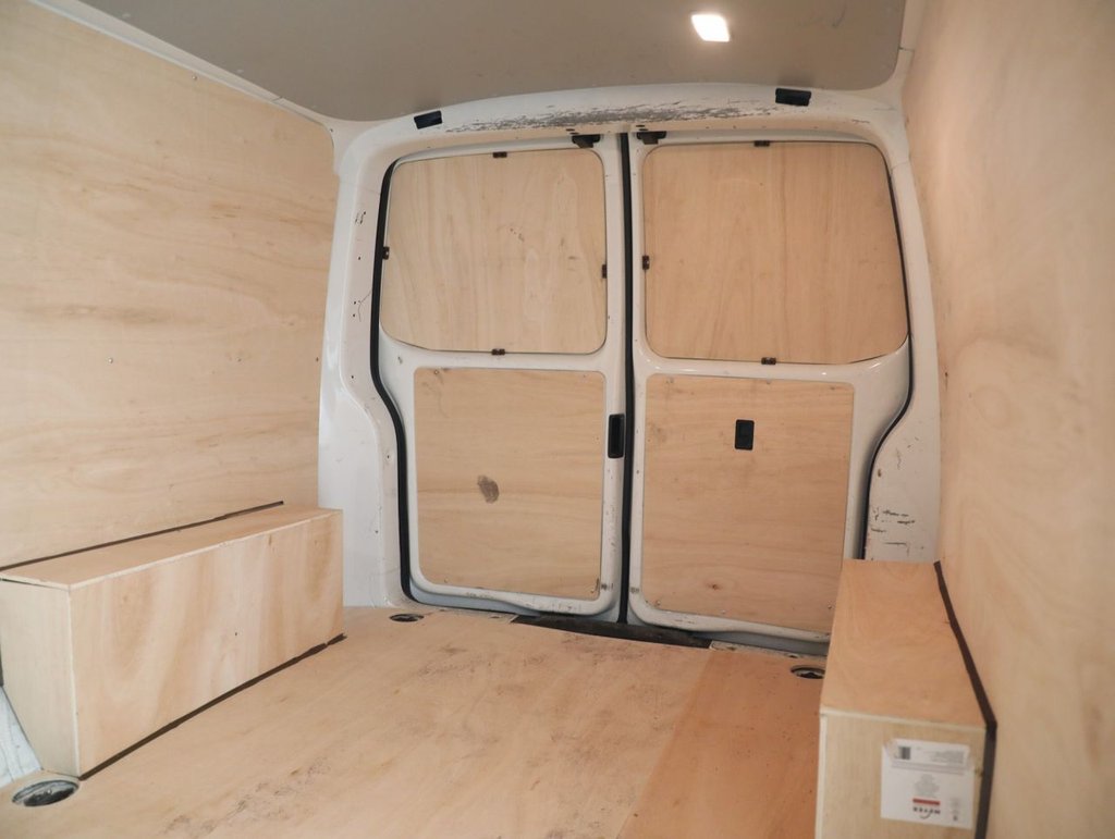 Used Volkswagen Transporter 2019 for sale - 77673711: Photo 38