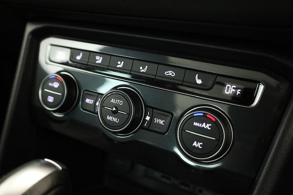 Used Volkswagen Tiguan 2020 for sale - 75389282: Photo 32