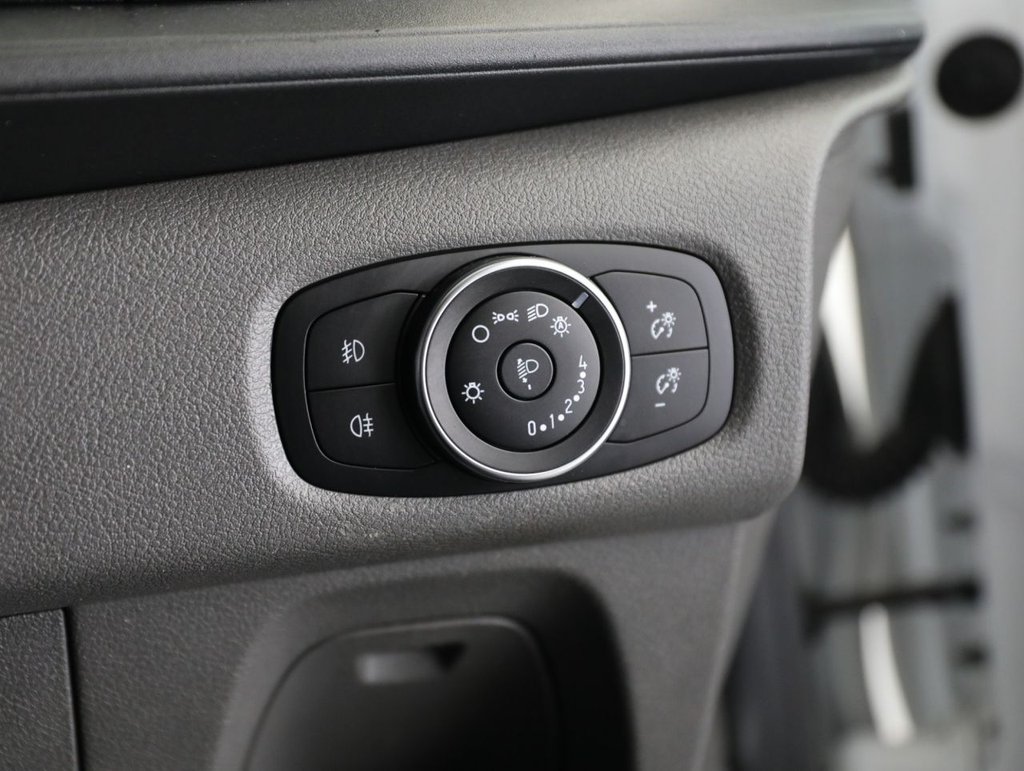 Used Ford Transit Custom 2020 for sale - 77480196: Photo 40