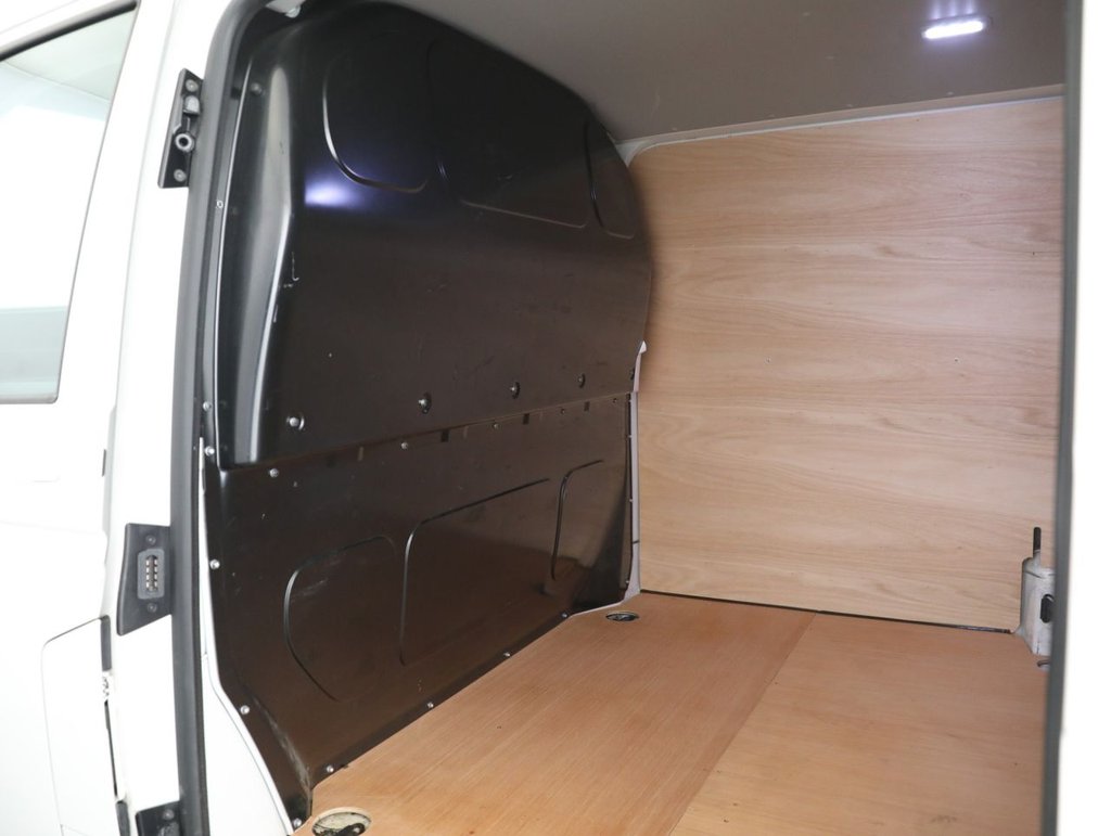 Used Volkswagen Transporter 2023 for sale - 78008782: Photo 39