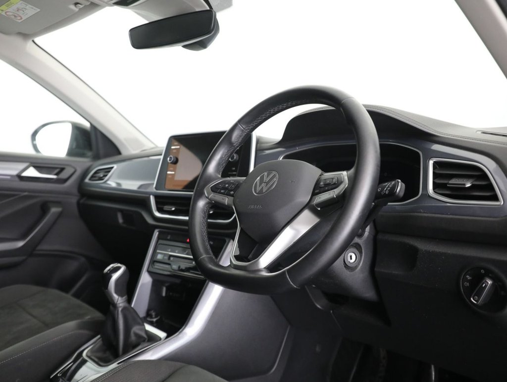 Used Volkswagen T-Roc 2022 for sale - 77360024: Photo 28