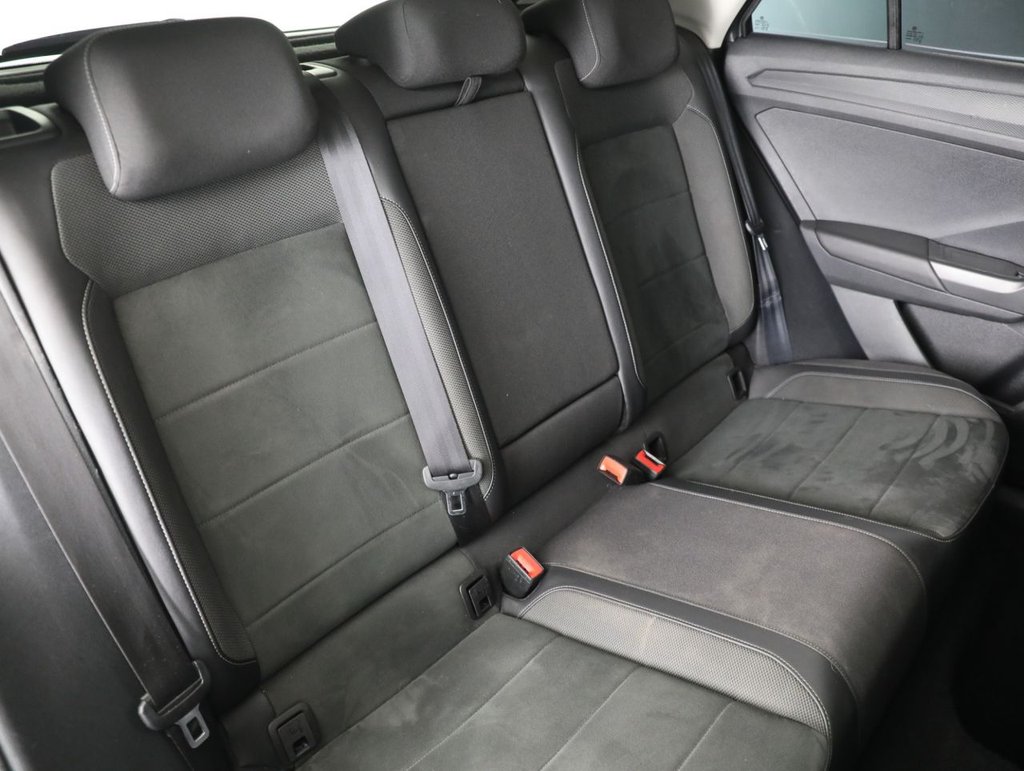 Used Volkswagen T-Roc 2022 for sale - 77360024: Photo 36