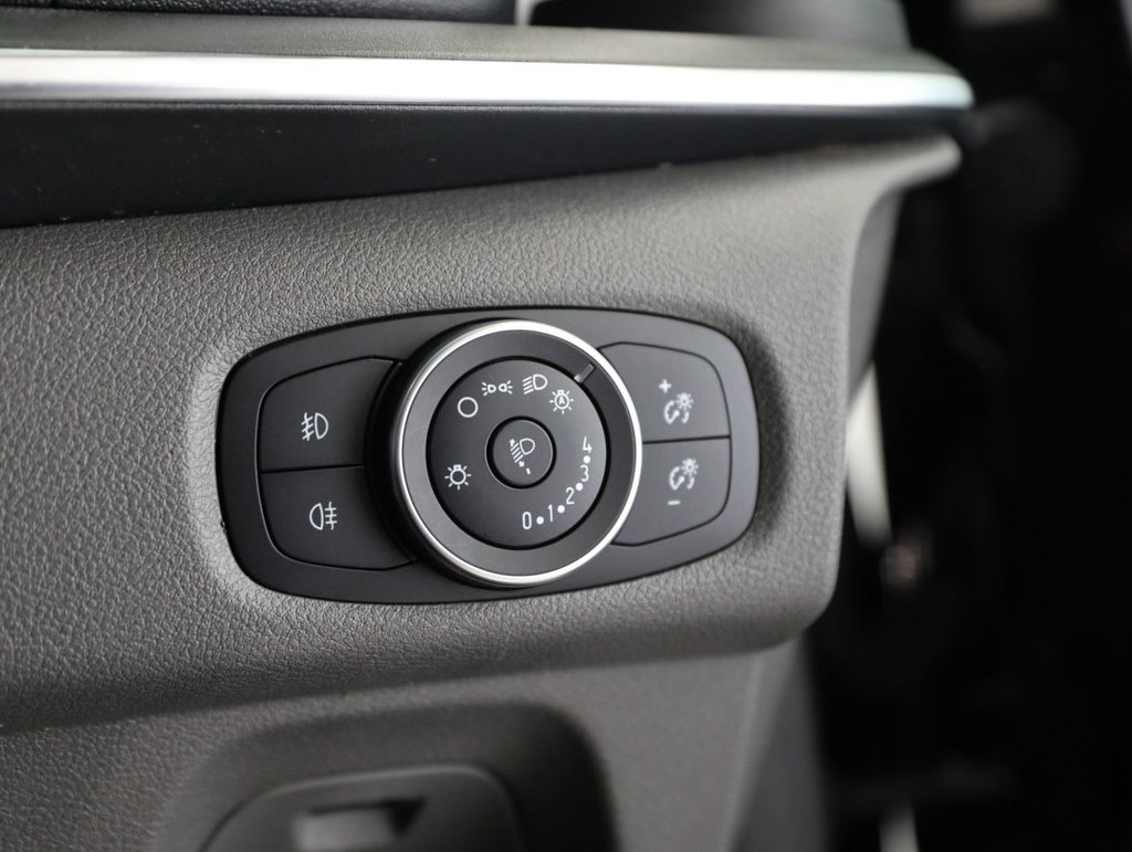 Used Ford Tourneo Custom 2021 for sale - 76966182: Photo 28