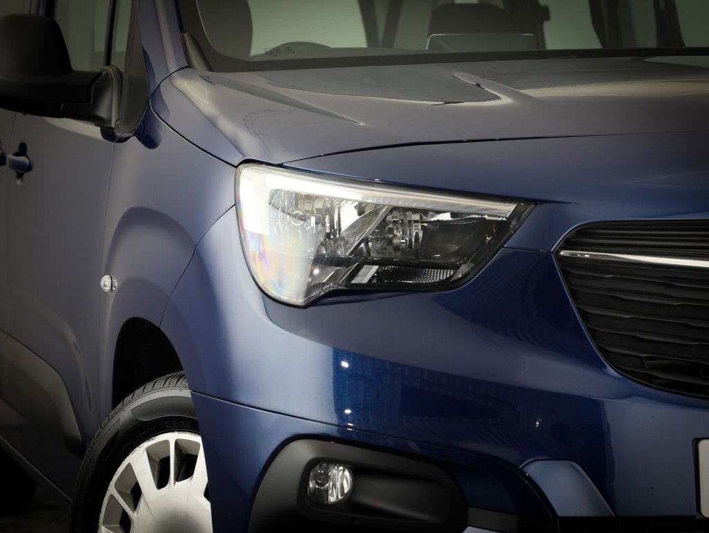 Used Vauxhall Combo Life 2021 for sale - 76977424: Photo 11