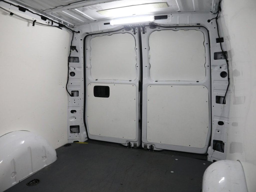 Used Mercedes-Benz Vito 2023 for sale - 76647664: Photo 41