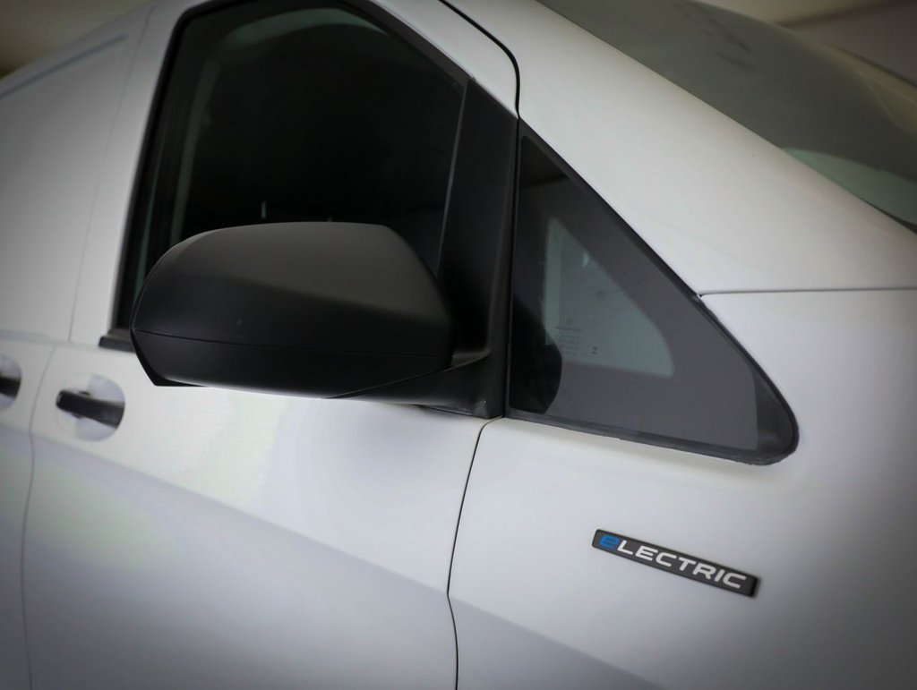 Used Mercedes-Benz Vito 2023 for sale - 76647664: Photo 9