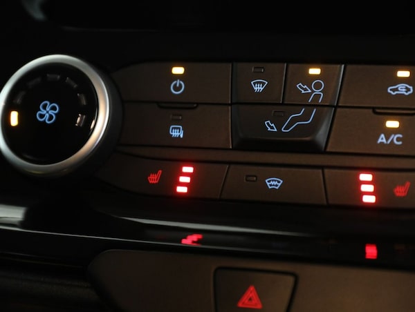Used Ford Transit Custom 2022 for sale - 75648015: Photo 33