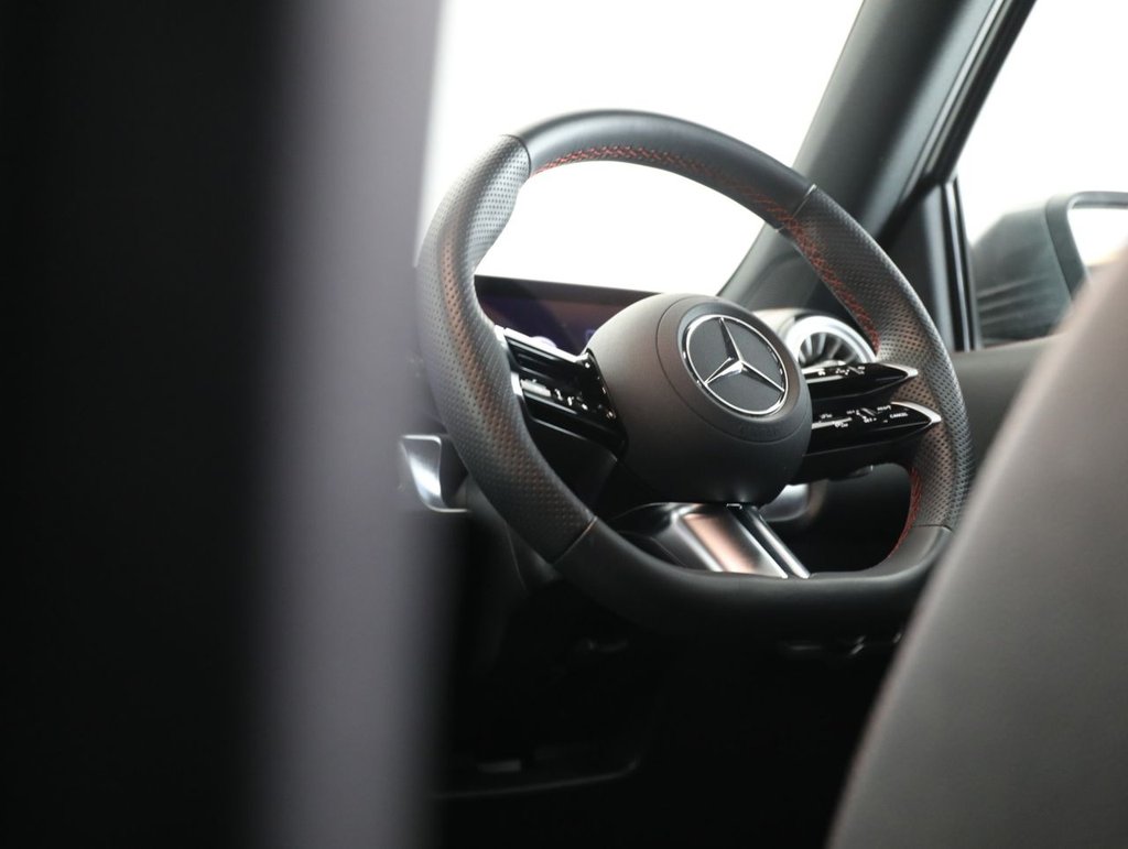 Used Mercedes-Benz EQB 2025 for sale - 76361547: Photo 46