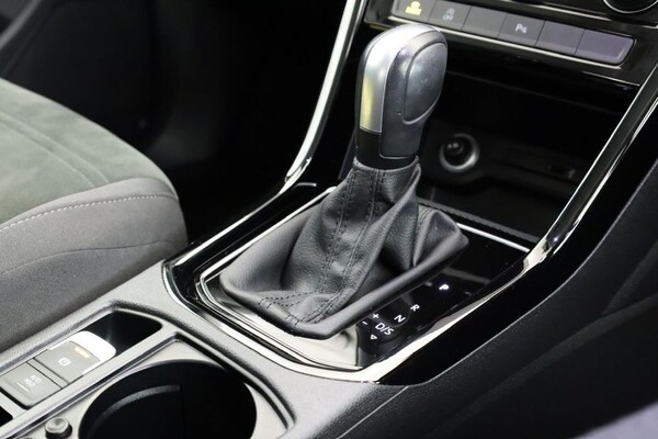 Used Volkswagen Touran 2020 for sale - 76248514: Photo 23
