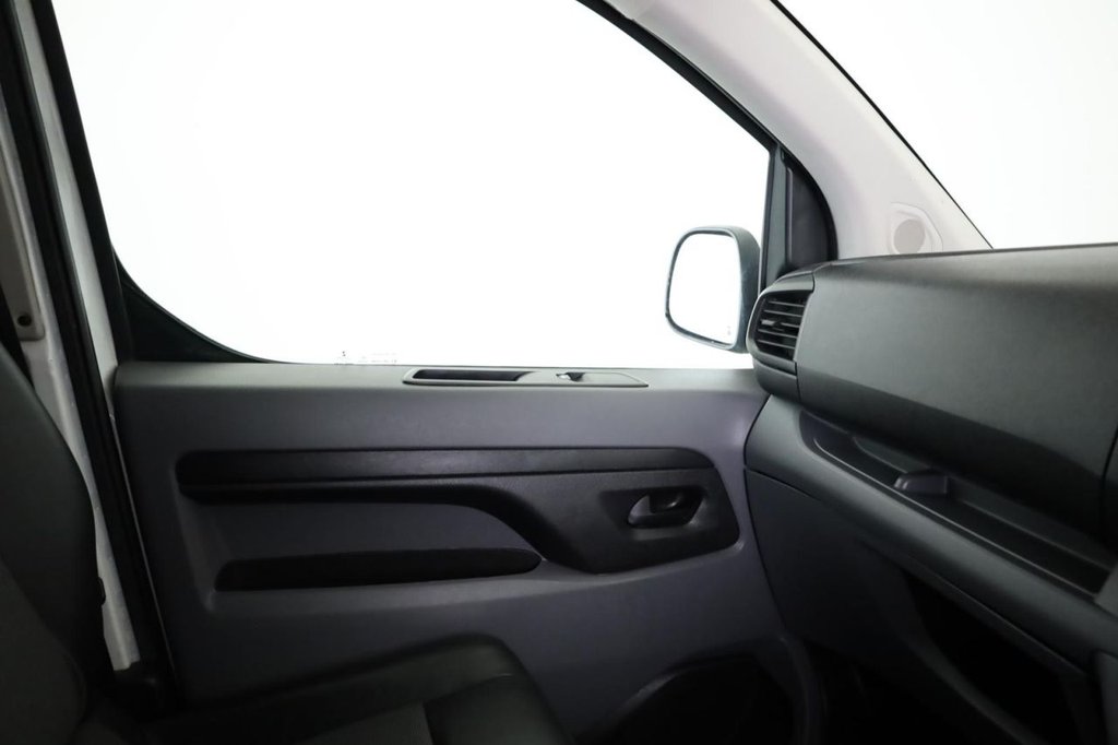 Used Toyota ProAce 2019 for sale - 76731252: Photo 32