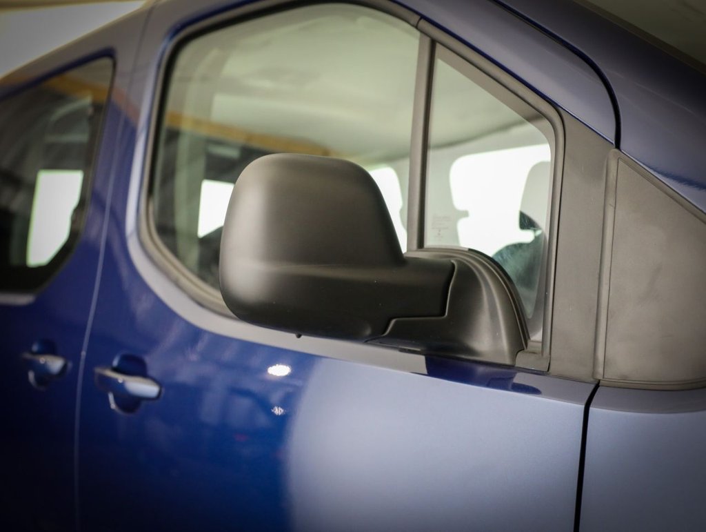 Used Vauxhall Combo Life 2022 for sale - 76647749: Photo 9