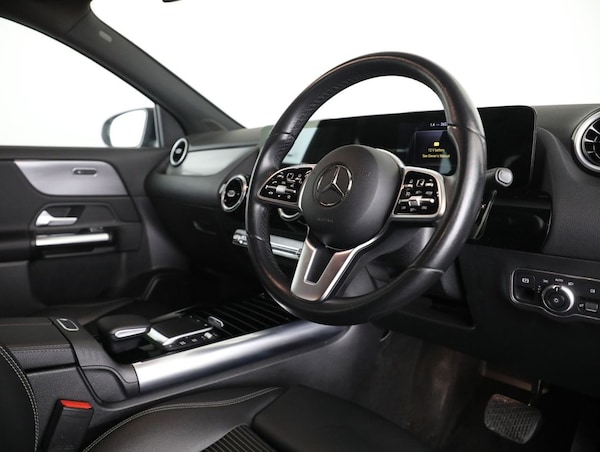 Used Mercedes-Benz GLA 2022 for sale - 76190765: Photo 28