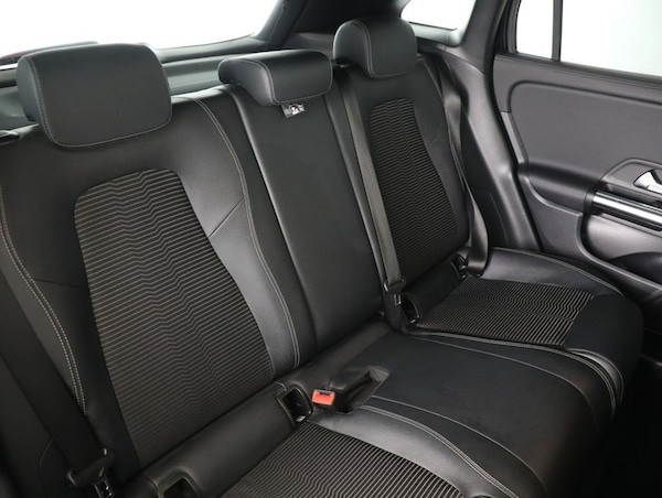 Used Mercedes-Benz GLA 2022 for sale - 76190765: Photo 31