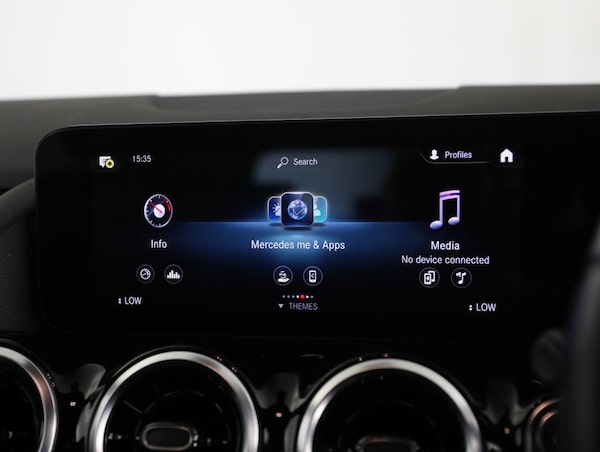 Used Mercedes-Benz GLA 2022 for sale - 76190765: Photo 42