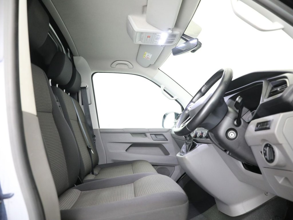 Used Volkswagen Transporter 2022 for sale - 77680523: Photo 21