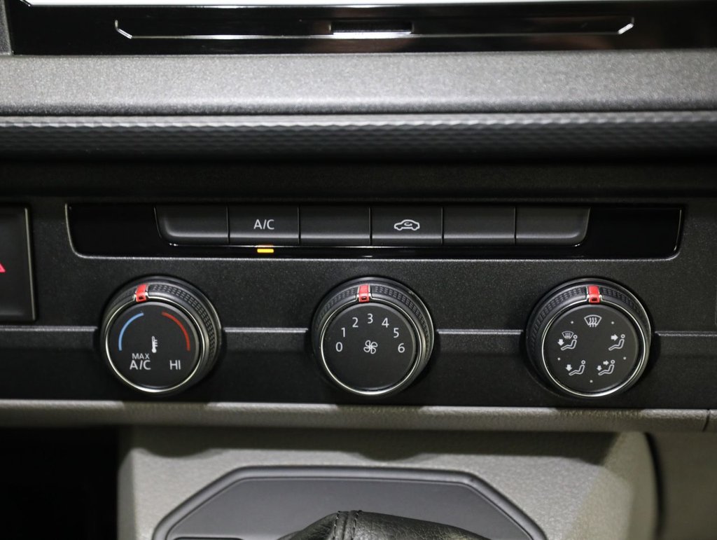 Used Volkswagen Transporter 2022 for sale - 77680523: Photo 25