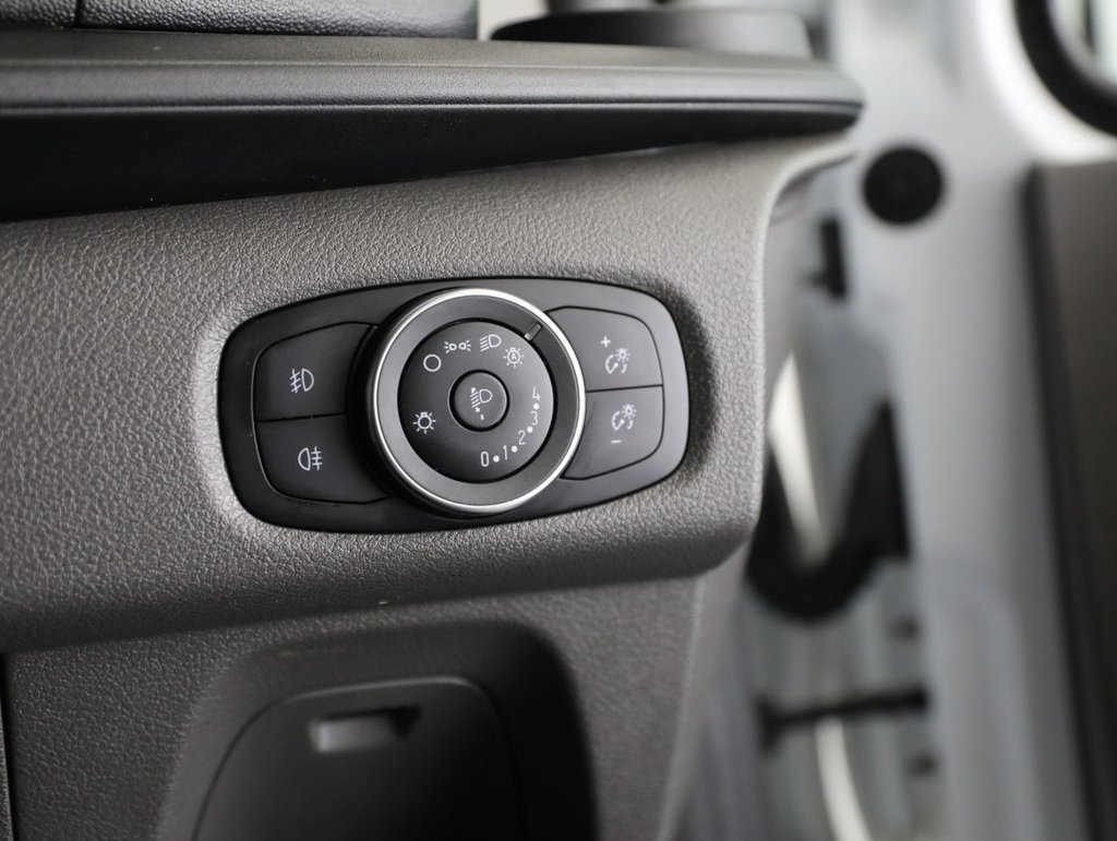 Used Ford Transit Custom 2023 for sale - 76389910: Photo 29