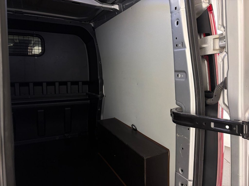 Used Ford Transit Custom 2023 for sale - 78220779: Photo 39