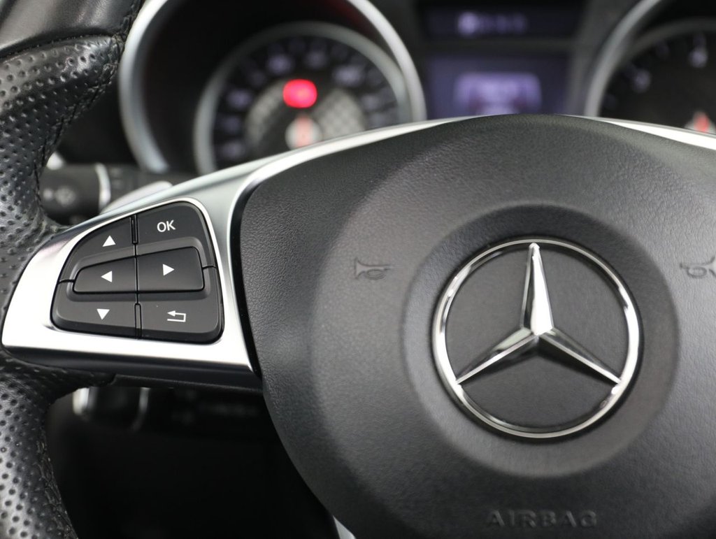 Used Mercedes-Benz SLC 2017 for sale - 76962221: Photo 29