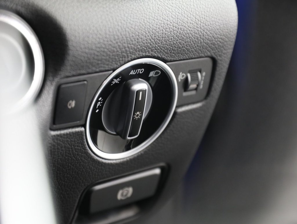 Used Mercedes-Benz SLC 2017 for sale - 76962221: Photo 39