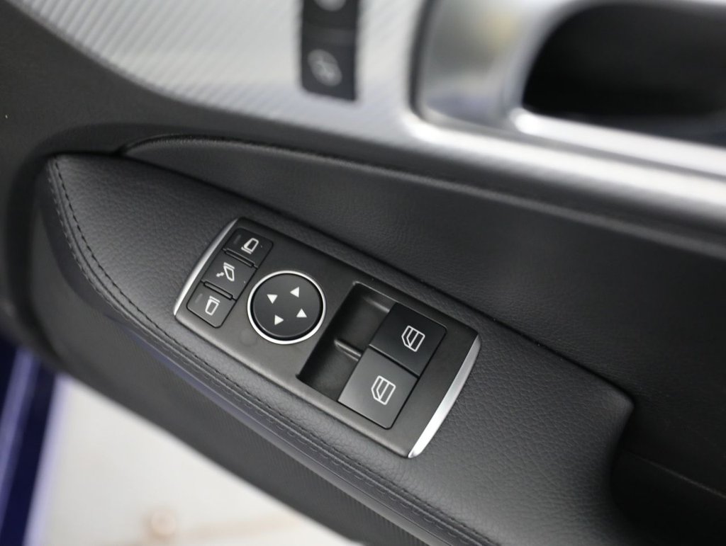 Used Mercedes-Benz SLC 2017 for sale - 76962221: Photo 44