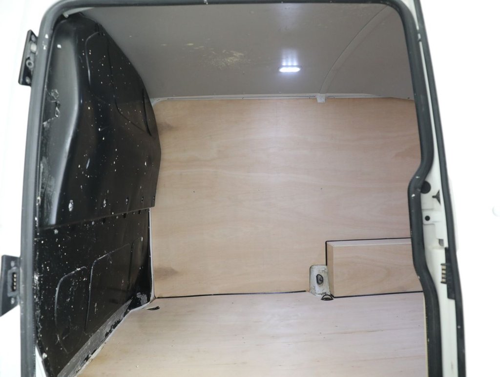 Used Volkswagen Transporter 2021 for sale - 77551695: Photo 37