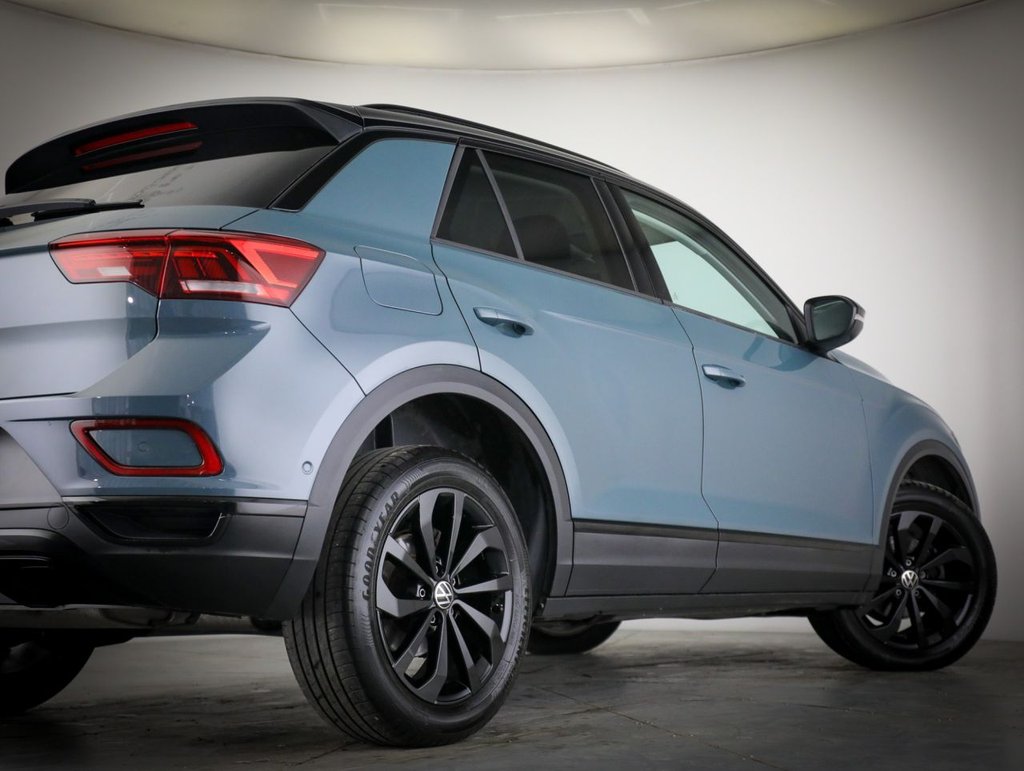 Used Volkswagen T-Roc 2022 for sale - 76914696: Photo 10