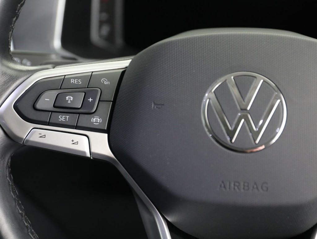 Used Volkswagen T-Roc 2022 for sale - 76914696: Photo 22