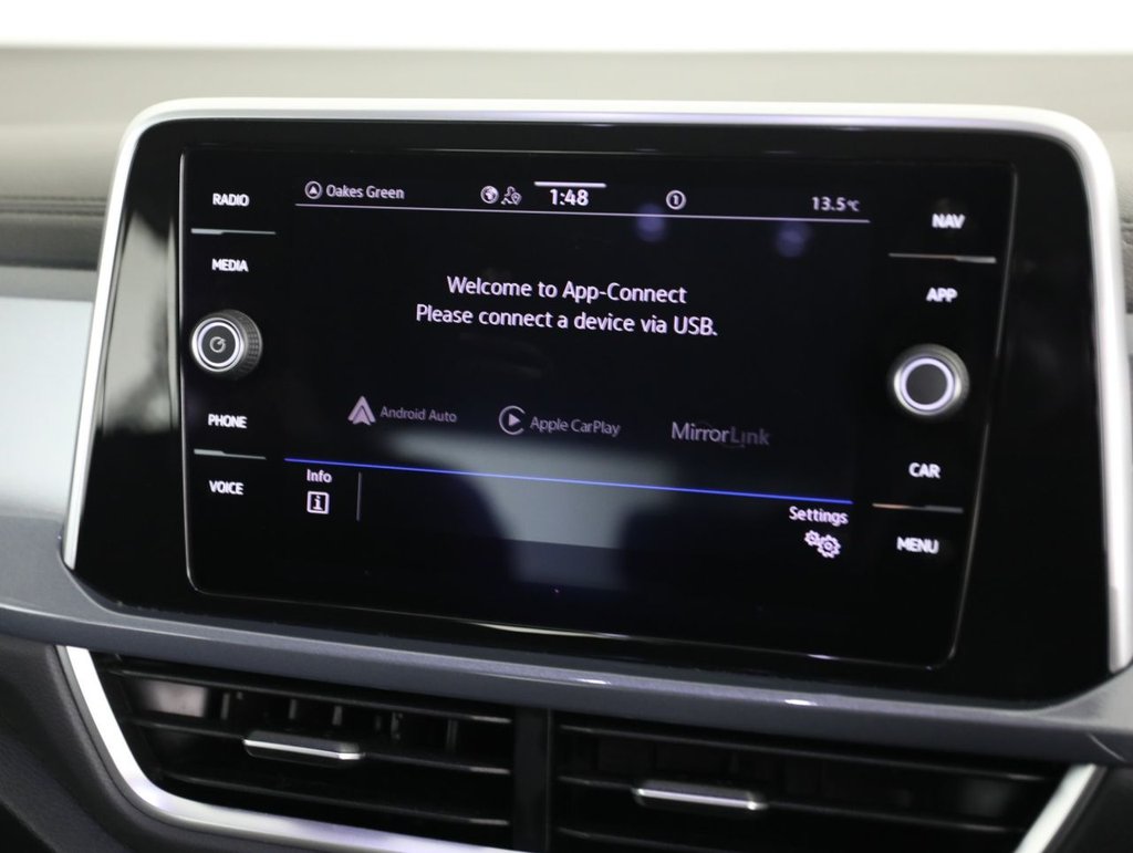 Used Volkswagen T-Roc 2022 for sale - 76914696: Photo 30