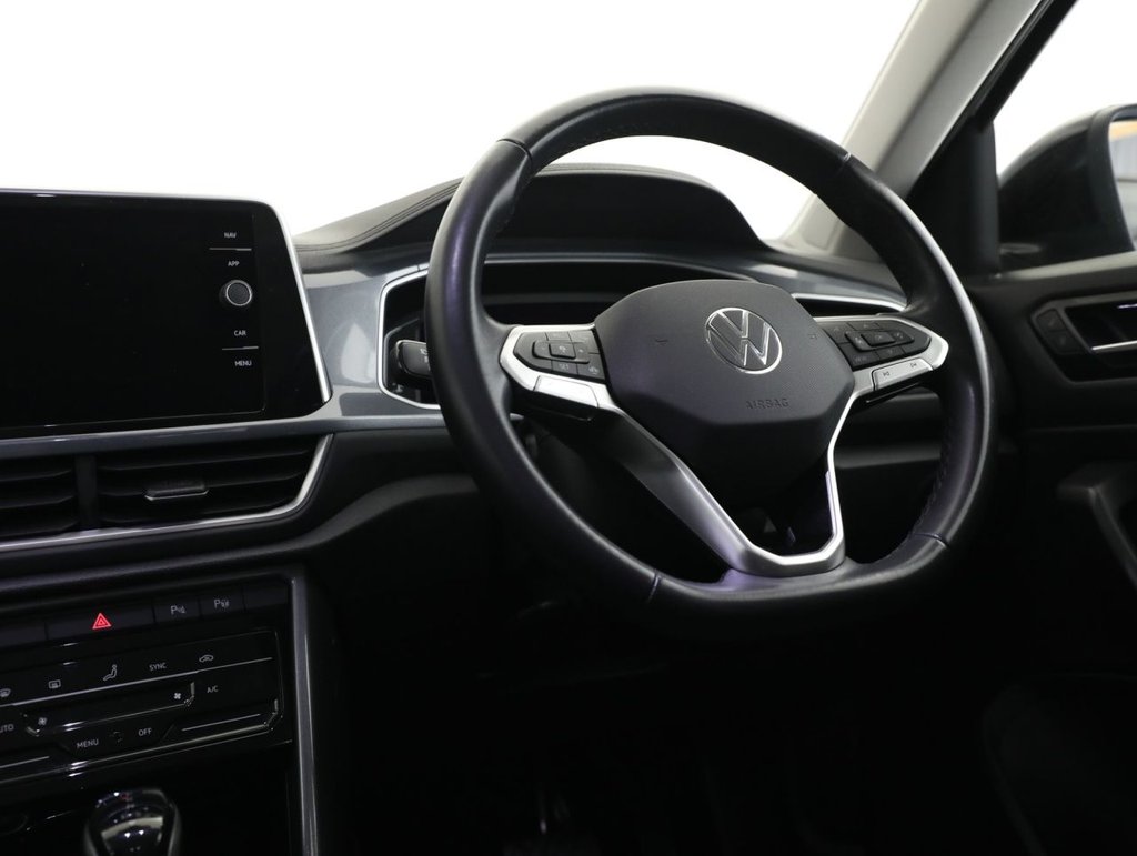 Used Volkswagen T-Roc 2022 for sale - 76914696: Photo 42