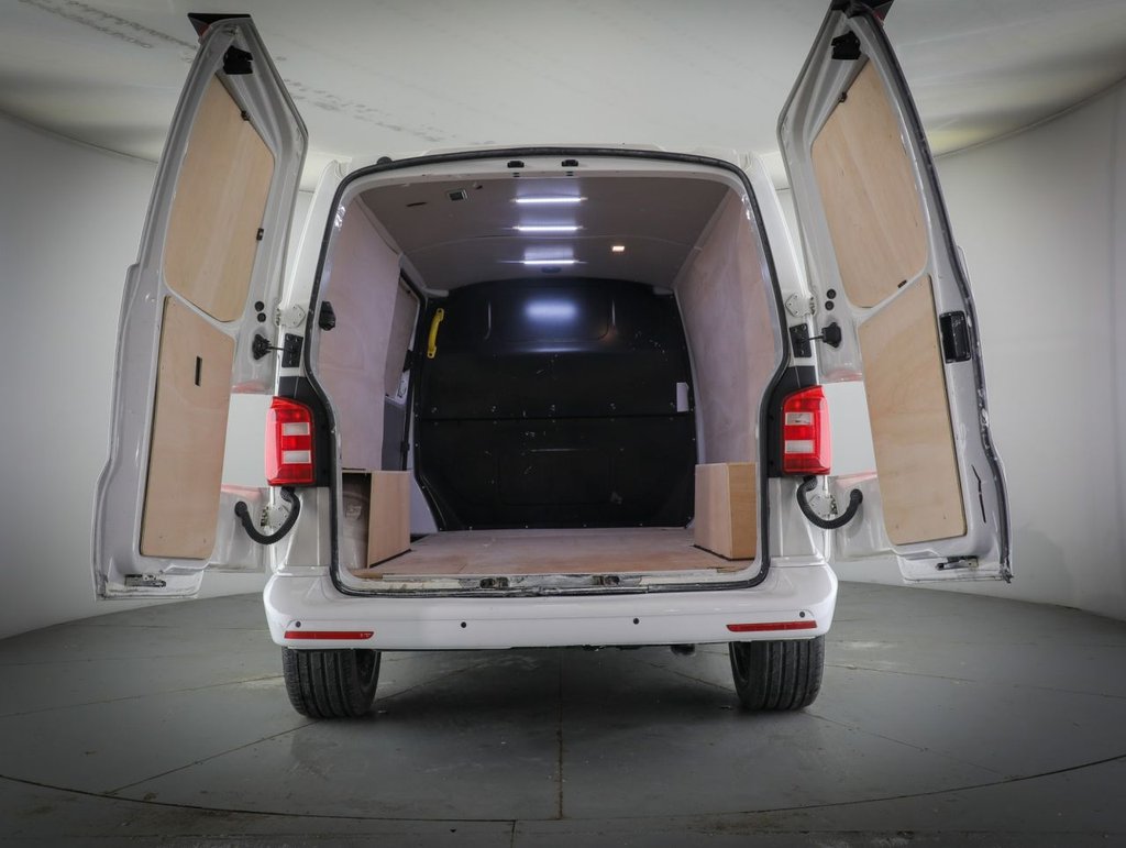 Used Volkswagen Transporter 2019 for sale - 77673713: Photo 14